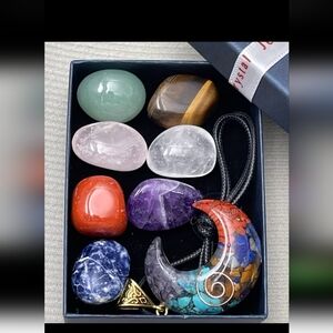 Set 8 Natural Stone Polished, Pendants Necklace, Bracelet & Chart Set.